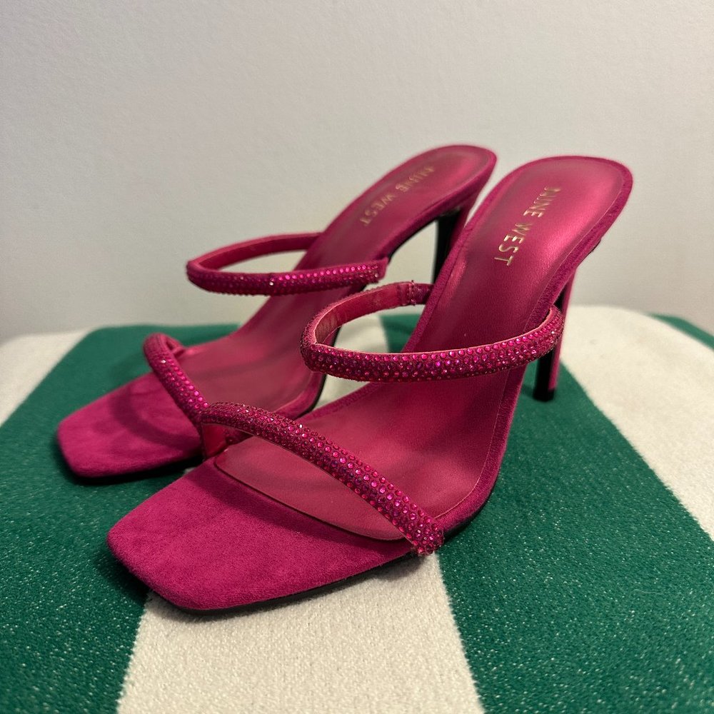 Nine West Pink Fuchsia Rhinestone Heels Size 6.5
